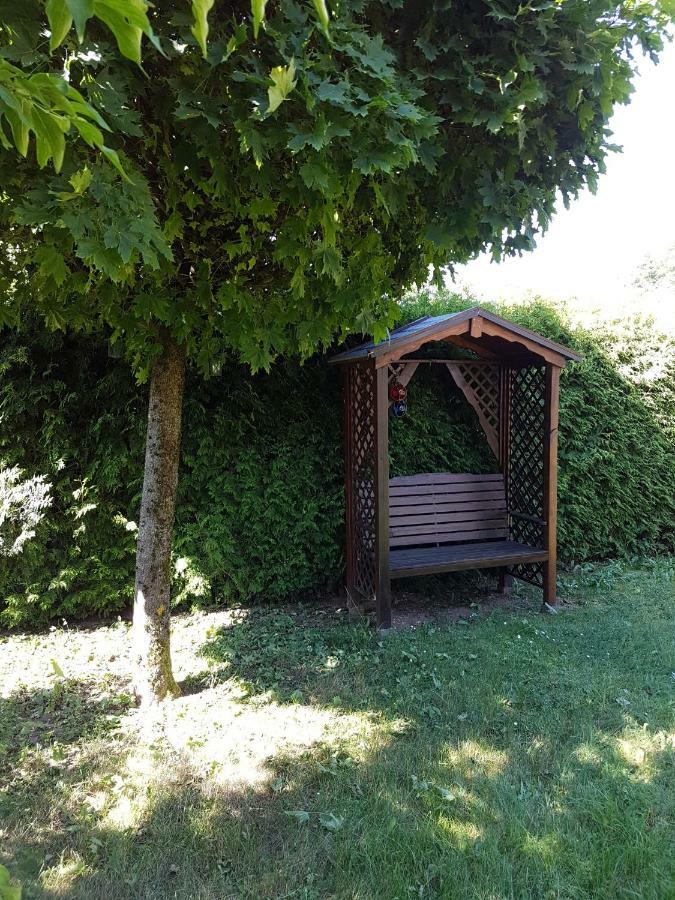 Ferienwohnung Am Rennsteig Bei Eisenach - Ilona Schmidt Wolfsburg-Unkeroda ภายนอก รูปภาพ